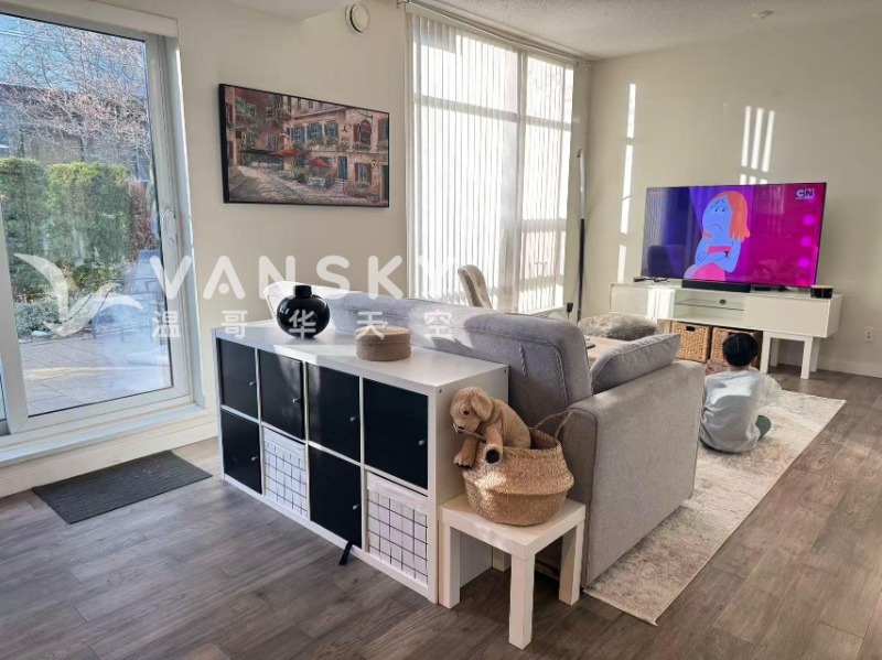 251112111457_living room.jpg